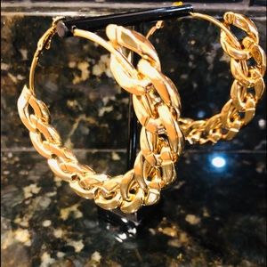 1-pair of Large Link Chain Costume Gold Earrings